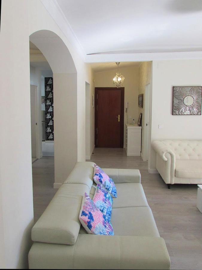 מאלגה Apartamento A 50 Metros De La Playa Malagueta Con Vistas Al Mar מראה חיצוני תמונה