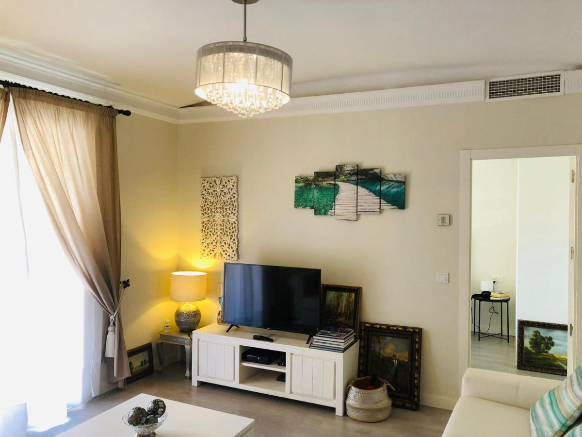 מאלגה Apartamento A 50 Metros De La Playa Malagueta Con Vistas Al Mar מראה חיצוני תמונה